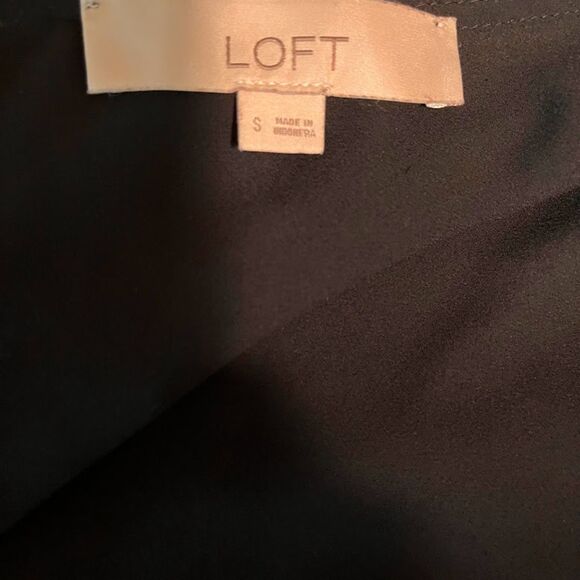 Loft Corpcore Dressy Navy Blue Sheer Long Bell Sleeves Ruffle Front Blouse SZ S - Picture 3 of 7